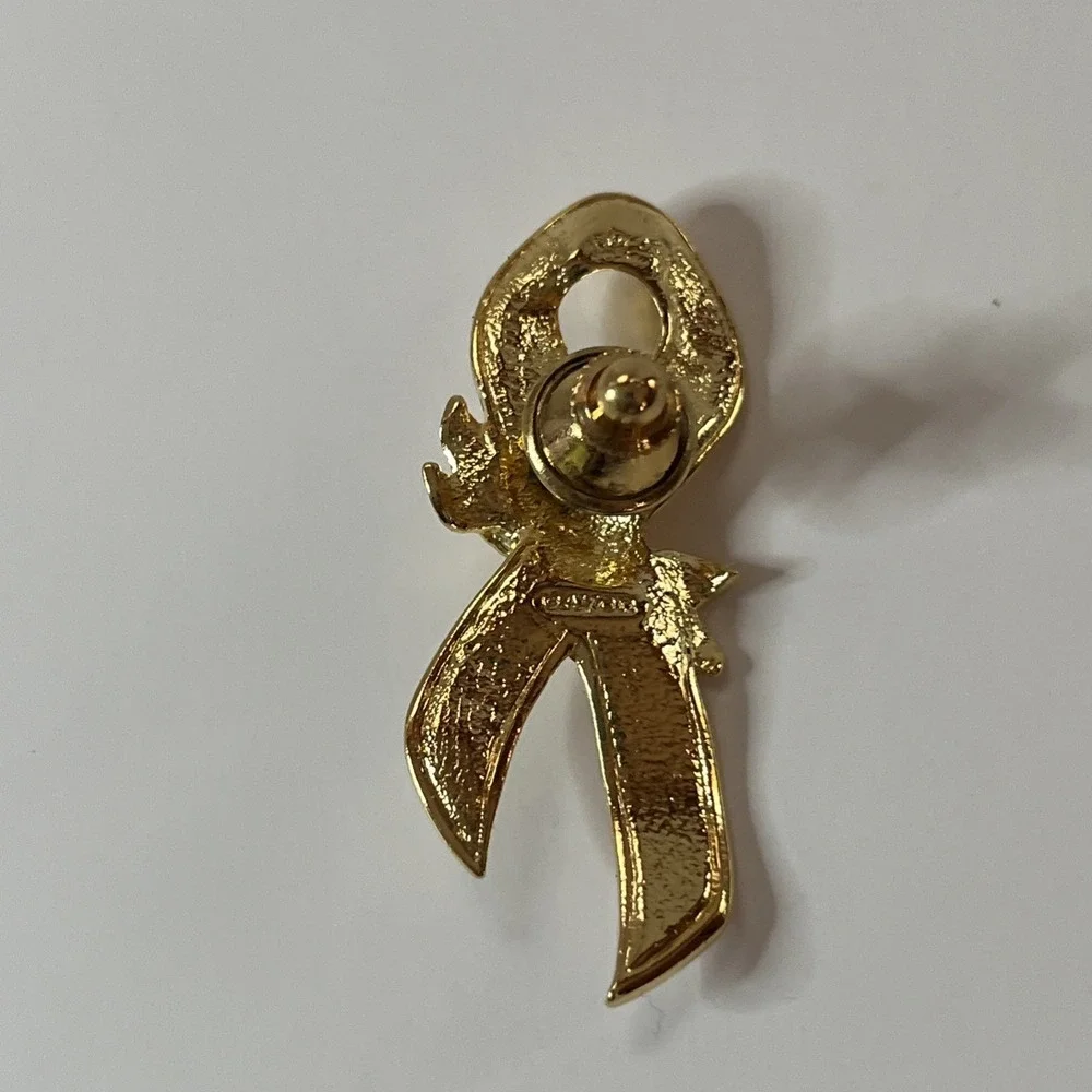 Vintage Avon Gold Tone Pink Enamel Breast Cancer Awareness Ribbon Lapel Pin Rose